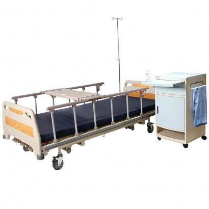 Кровать больничная механическая на колесах 2