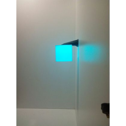 Настенный светильник Куб с RGB подсветкой 1