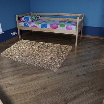 Кровать деревянная 1