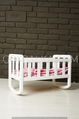 Ліжечко для ляльки білого кольору 1